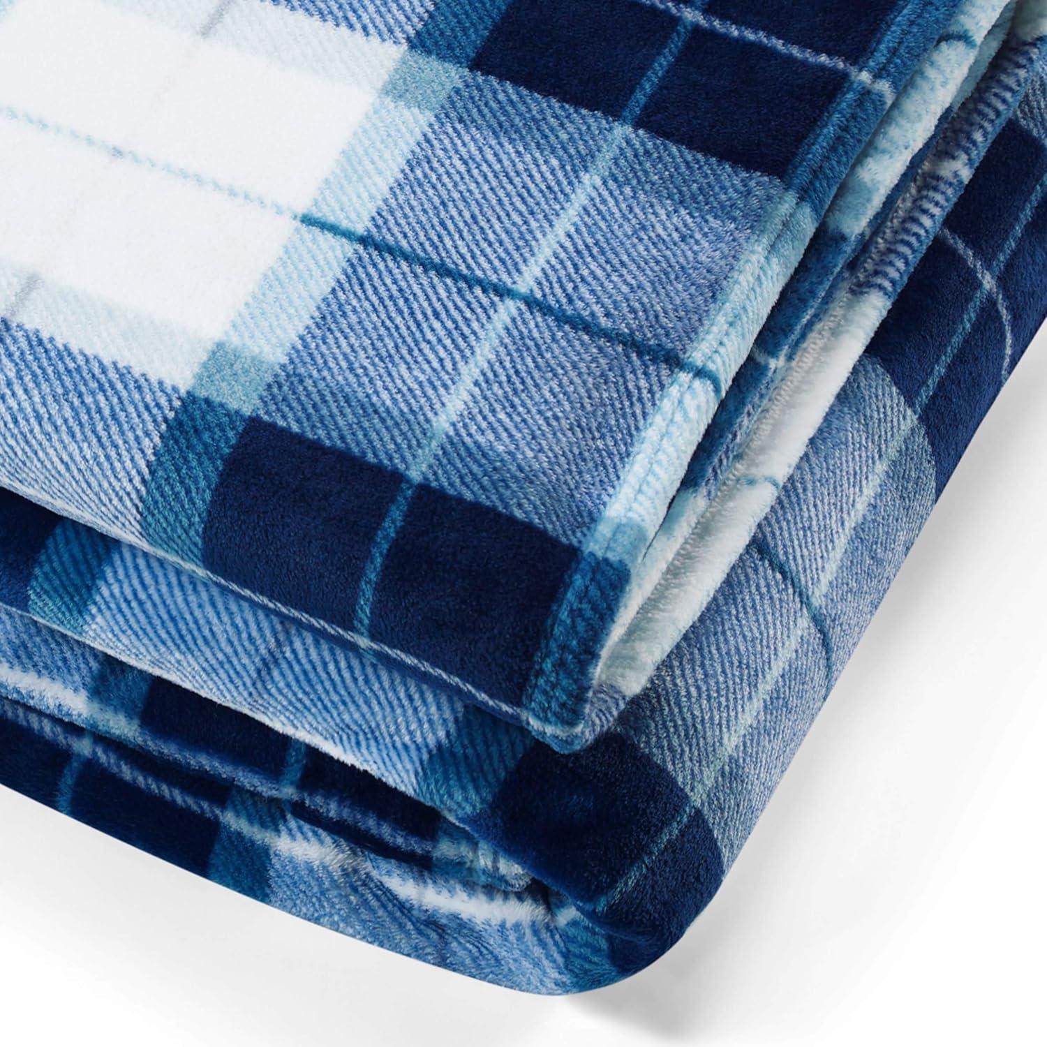 imageNautica  Twin Blanket Soft Plush Fleece Bedding Ideal for Bed or Couch Dorm Essentials OekoTex Certified Winter Tattersall RedNorthsail Plaid Blue