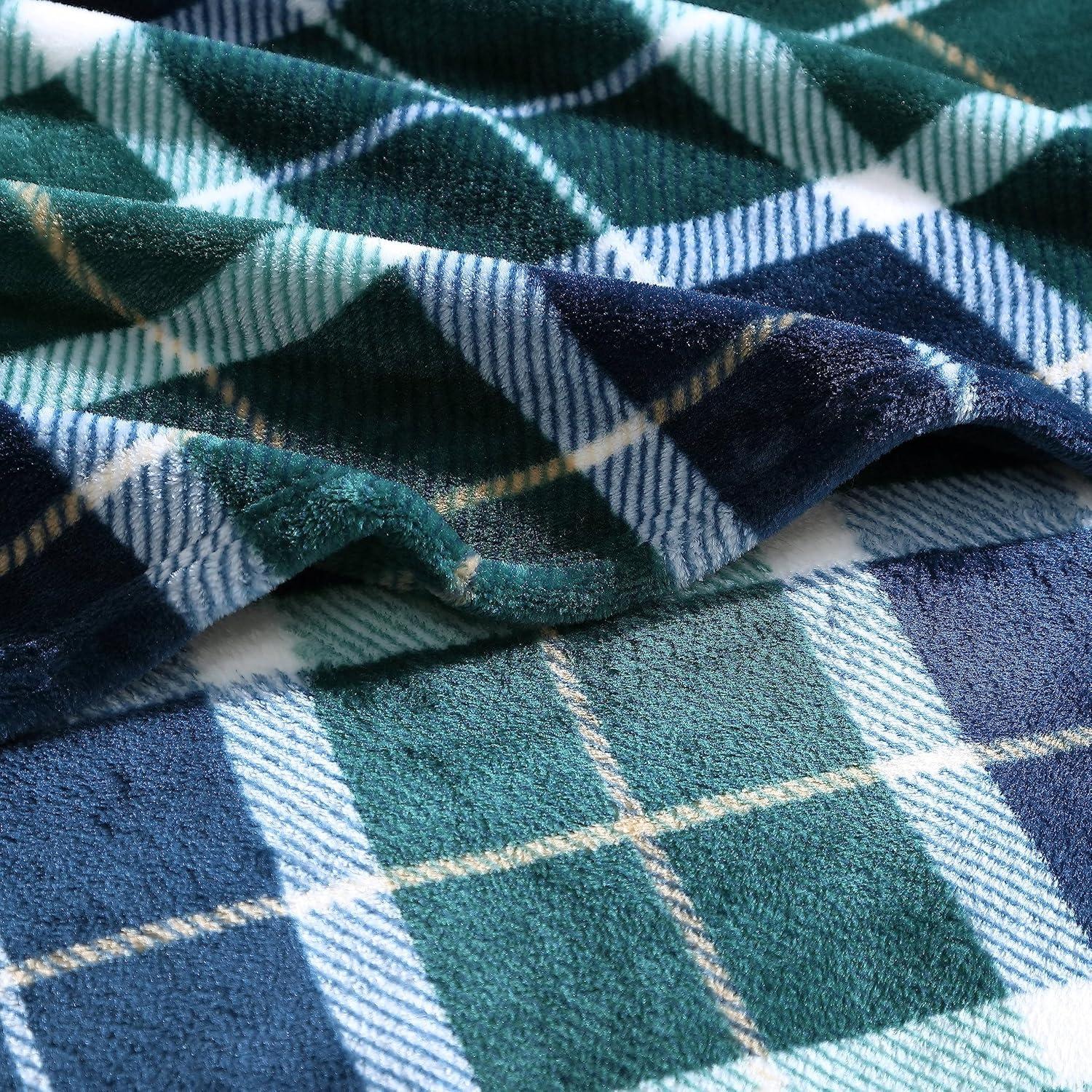 imageNautica  Twin Blanket Soft Plush Fleece Bedding Ideal for Bed or Couch Dorm Essentials OekoTex Certified Winter Tattersall RedNorthsail Plaid Navy
