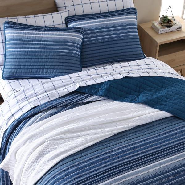 imageNautica  Twin Quilt Set Cotton Reversible Bedding with Matching Sham Dorm Room Essentials Coveside Blue TwinDark BlueMedium Blue
