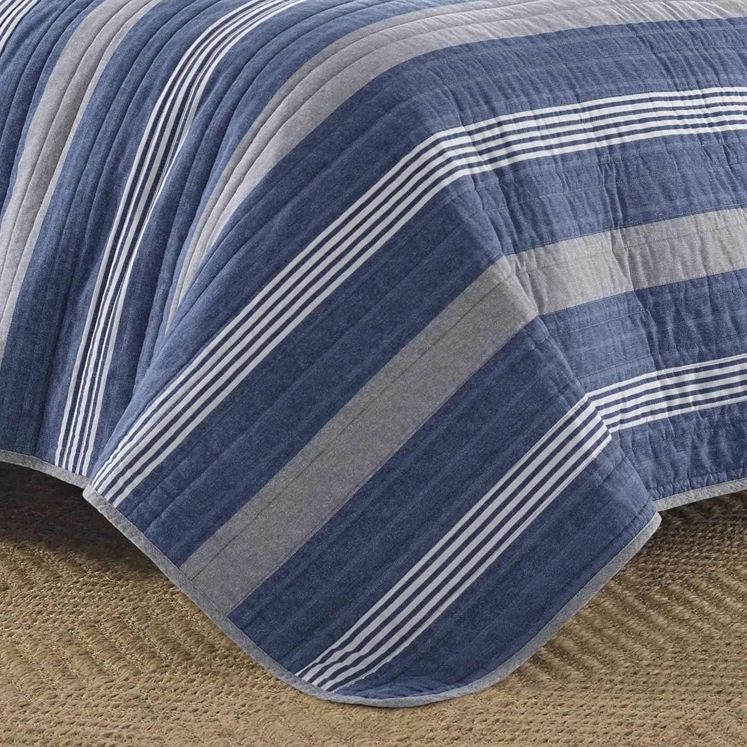 imageNautica  Twin Quilt Set Cotton Reversible Bedding with Matching Sham Home Decor for All Seasons Dorm Room Essentials Saltmarsh Blue TwinSaltmarsh BlueGrey
