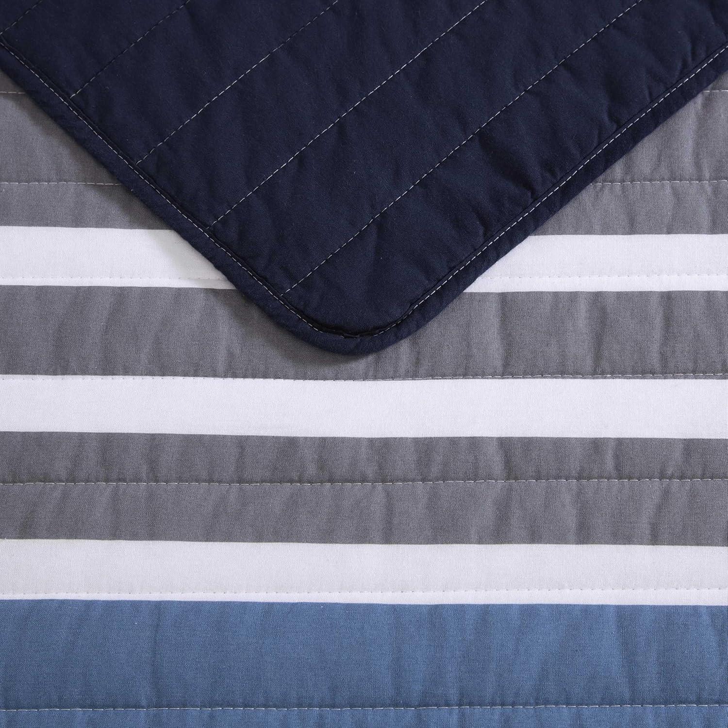 imageNautica  Twin Quilt Set Reversible Cotton Bedding with Matching Sham Bold ampamp Colorful Bedding Set for All Seasons Bradford Navy Blue Twin