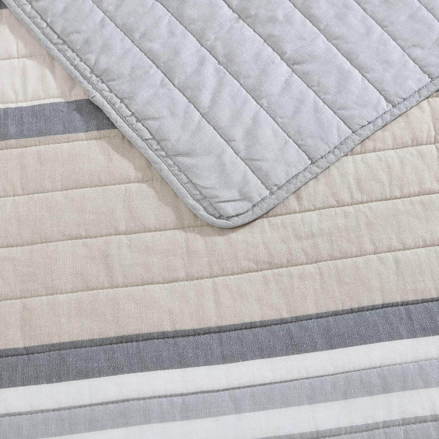 imageNautica  Twin Quilt Set Reversible Cotton Bedding with Matching Sham Modern Home Decor for All Seasons Dover Beige TwinDover Beige
