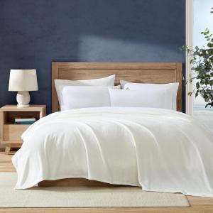 imageNautica  Twin Blanket Soft Plush Fleece Bedding Ideal for Bed or Couch Dorm Essentials OekoTex Certified Solid RedSolid White